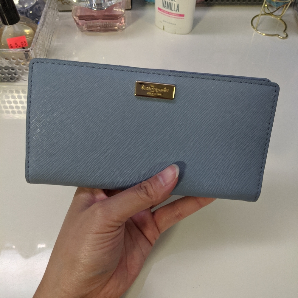 Kate Spade 🆕 Large Slim Bifold Wallet
